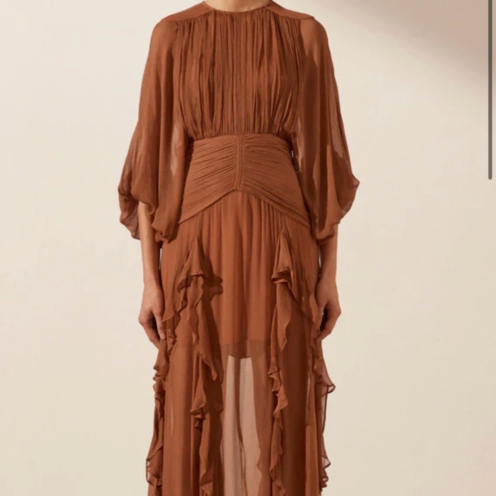 LÈONIE ROUND NECK BALLOON SLEEVE MAXI DRESS - ALMOND